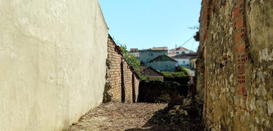 Lote Terreno Para Construção Na Pacata Aldeia De Assentiz _ Rio Maior.