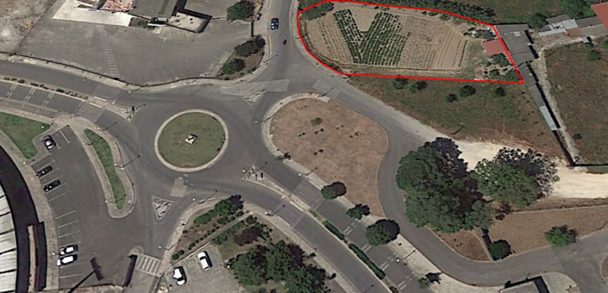 Lote Terreno Localizado Na Cidade De Rio Maior Junto Ao Estádio Municipal E a ESDRM