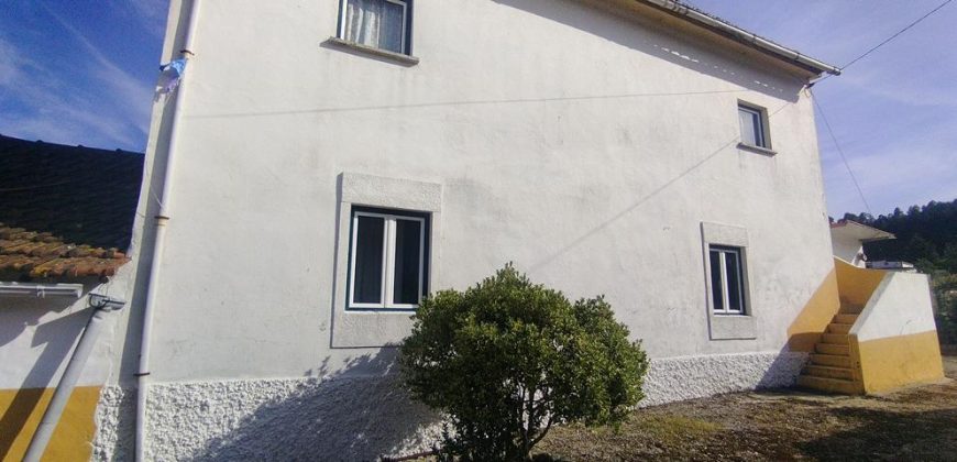 Quintinha Para Reabilitar Localizada a 5 Minutos Do centro Da Cidade De Rio Maior