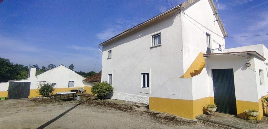 Quintinha Para Reabilitar Localizada a 5 Minutos Do centro Da Cidade De Rio Maior