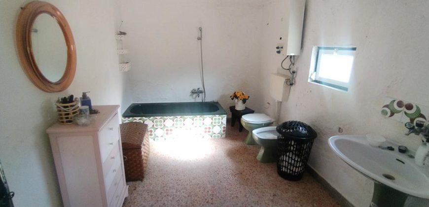 Quintinha Para Reabilitar Localizada a 5 Minutos Do centro Da Cidade De Rio Maior