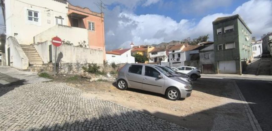 Terreno à venda na Rua do Jornal o Riomaiorense s/n