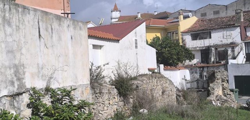 Terreno à venda na Rua do Jornal o Riomaiorense s/n