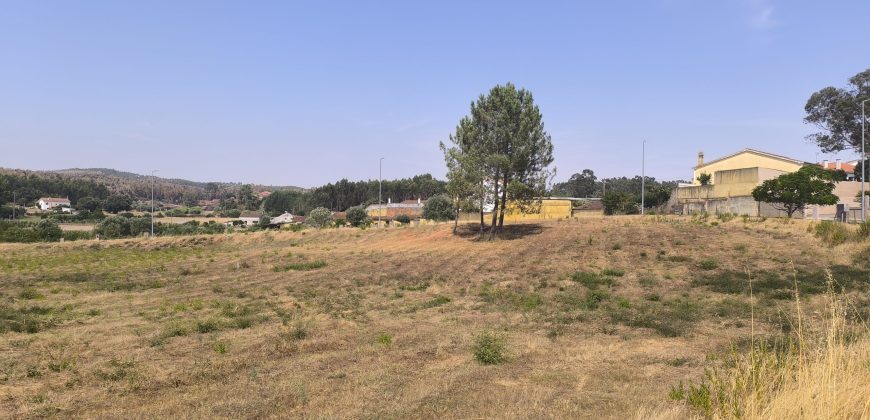 Terreno à venda no Beco Vale das Hortas s/n