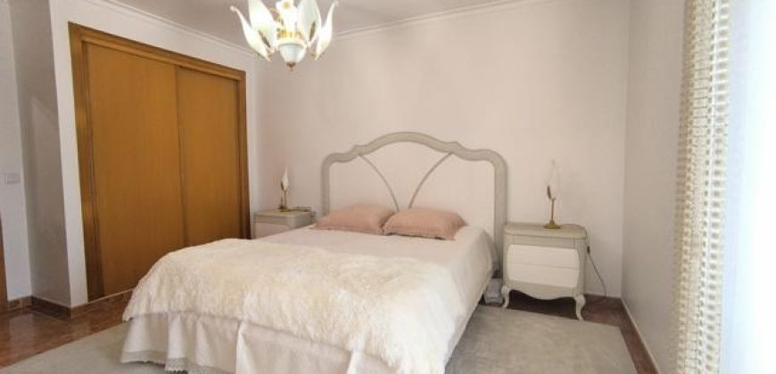 Apartamento t4 à venda em Rio Maior