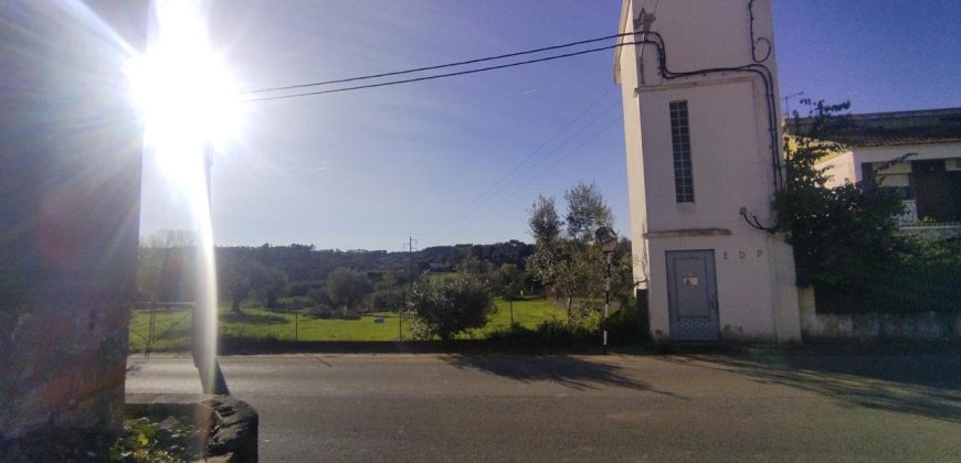 Terreno à venda na Estrada Principal de Ribeira De Fráguas