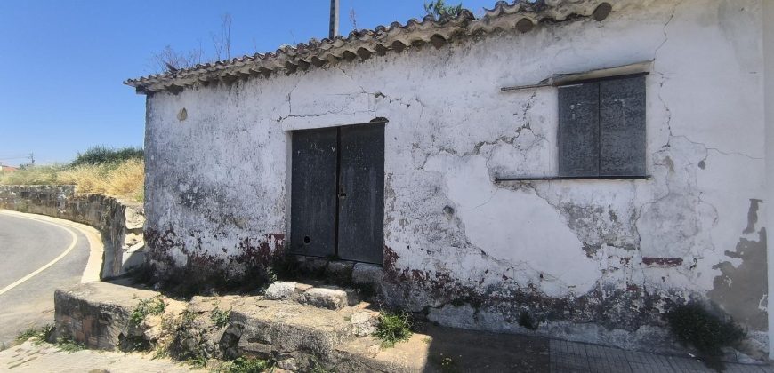 Prédio Urbano A venda Na Pacata Aldeia de Assentiz – Rio Maior.