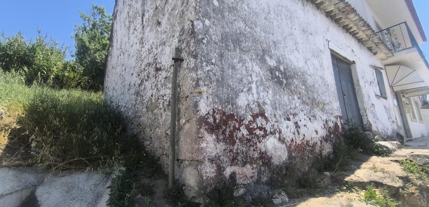 Prédio Urbano A venda Na Pacata Aldeia de Assentiz – Rio Maior.
