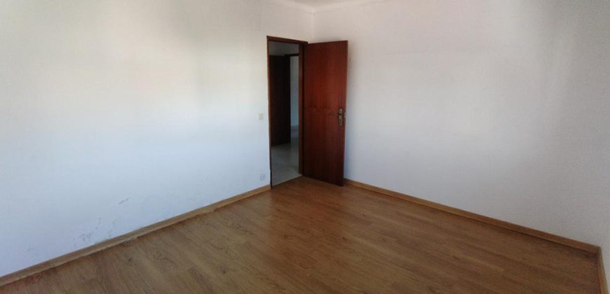 Apartamento T2 Na Cidade De Rio Maior